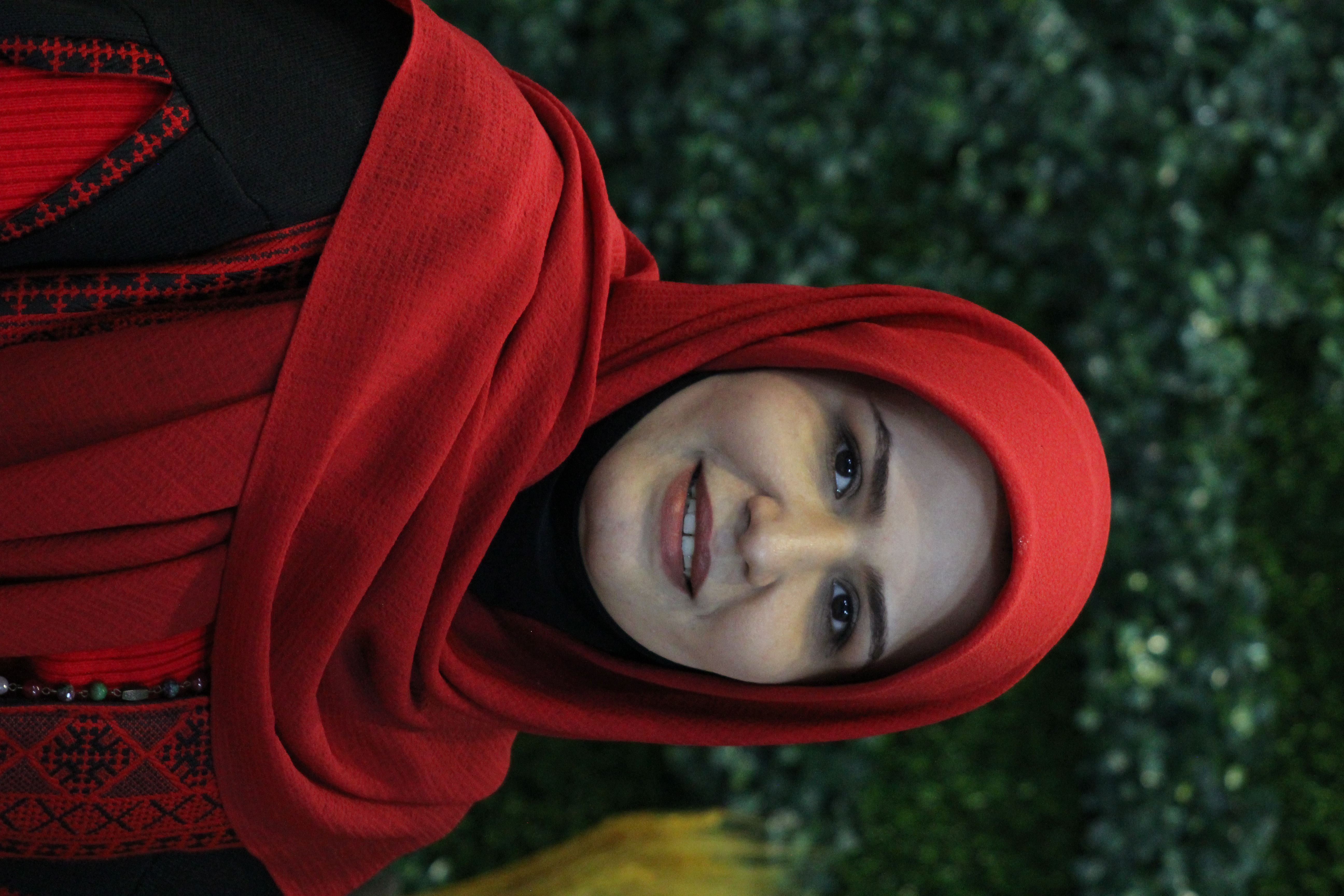 طوبی موحد